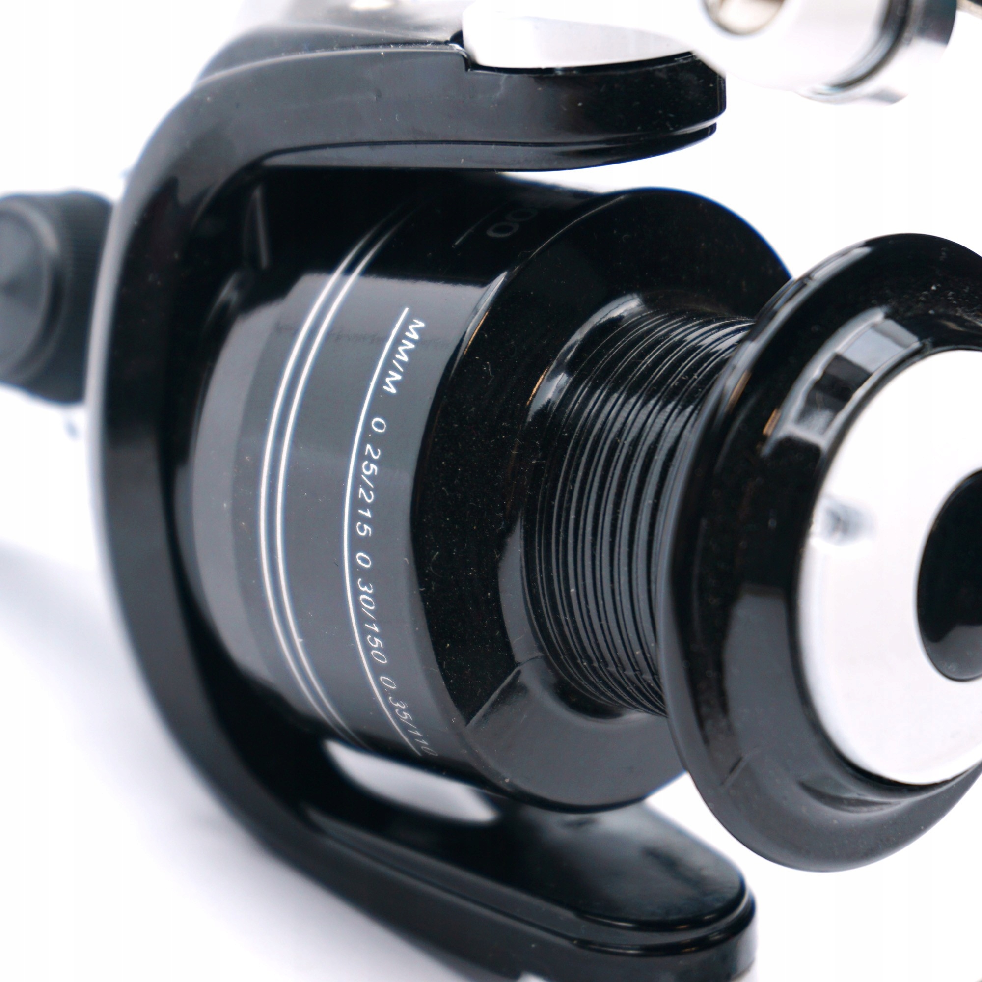 Kołowrotek uniwersalny z tylnym hamulcem Jaxon Piano VM 400 3BB - obrazek 13